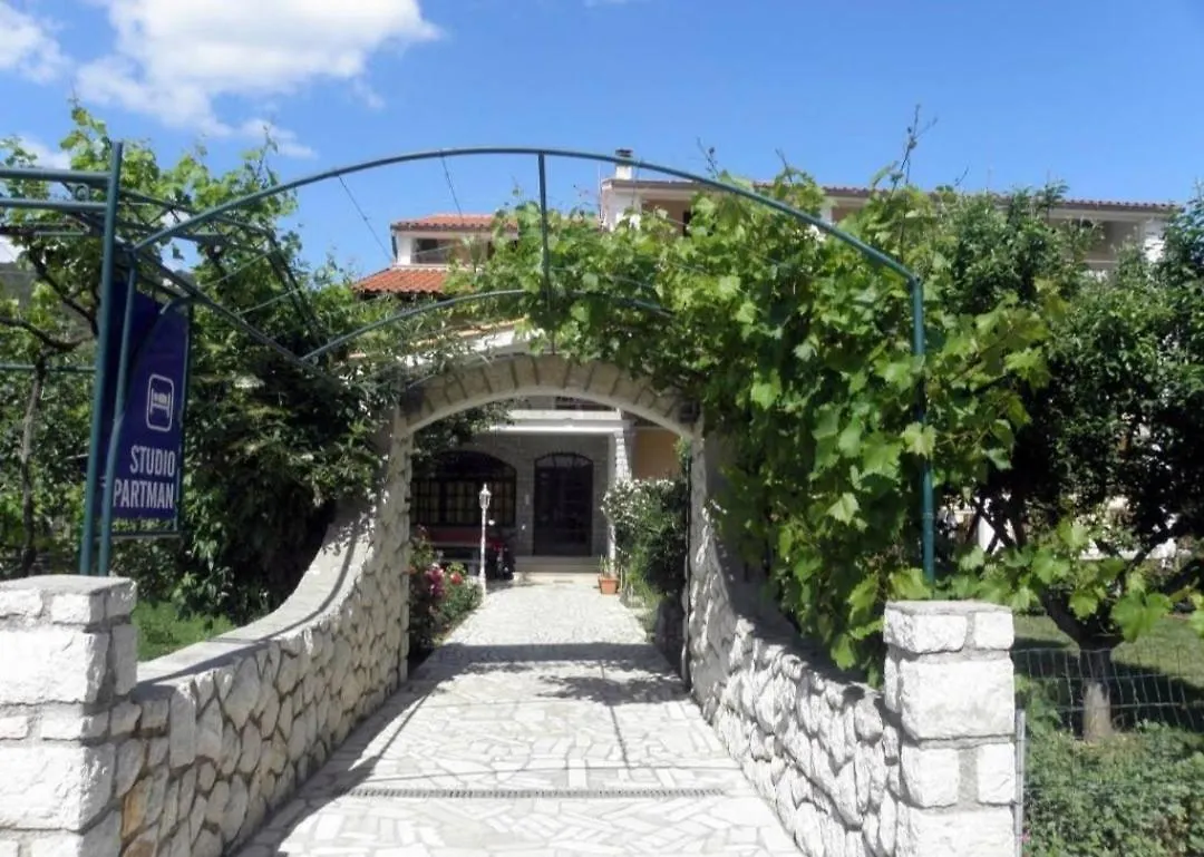 Apartment Guest House Gordana Banjol